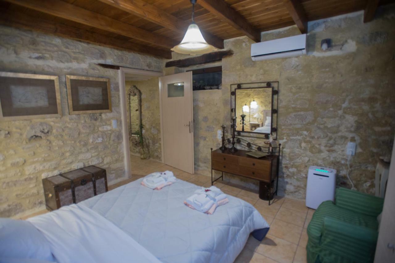 Villa Kamelia-Renovated Old House-South Crete Galia ภายนอก รูปภาพ